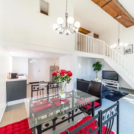 The Charming Fleury 2 Bedrooms