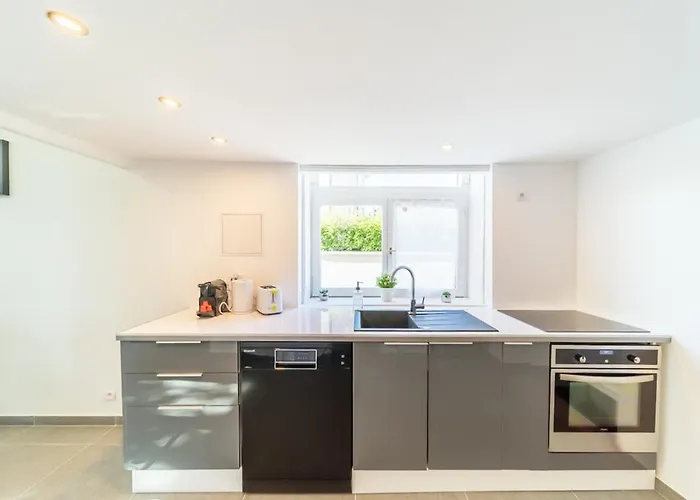 The Charming Fleury 2 Bedrooms *