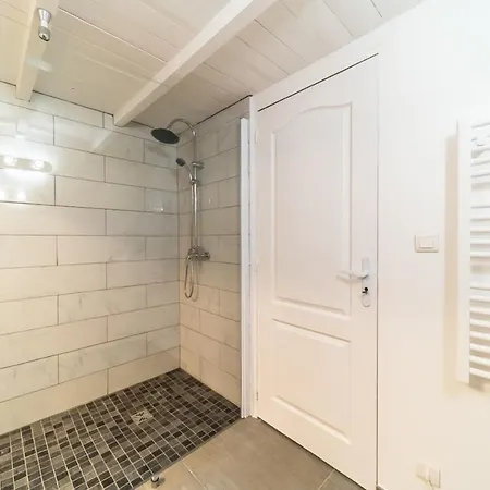 Apartment The Charming Fleury 2 Bedrooms